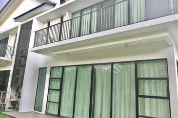 The WaterEdge Residences