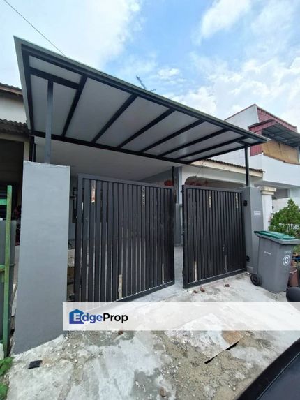 Double Storey Low Cost @ Desa Cemerlang, Johor, Ulu Tiram