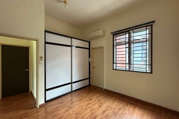 Bandar Baru Seri Alam