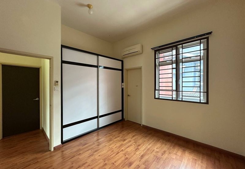 Bandar Baru Seri Alam