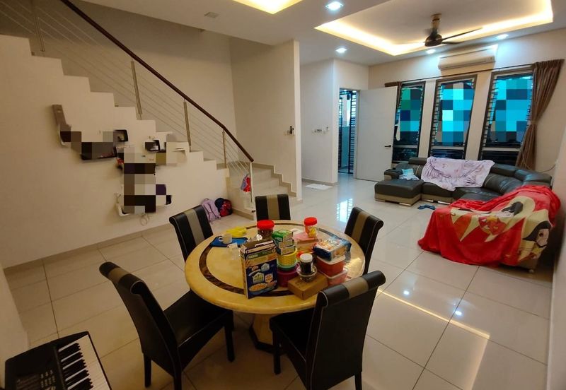 Austin Residence @Taman Mount Austin