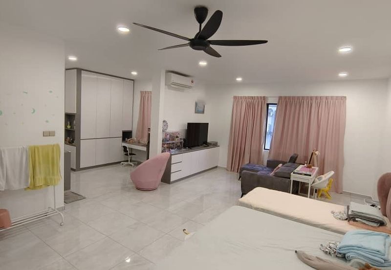 Bina Park Bandar Seri Alam