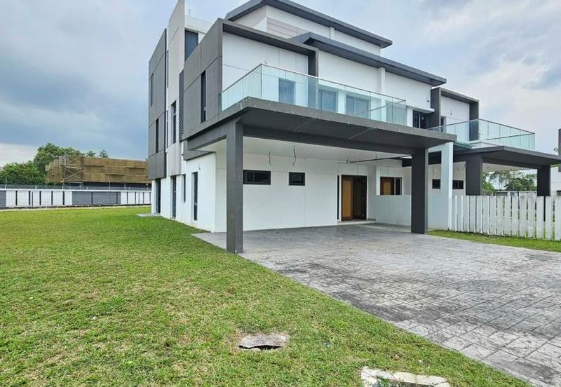 Sunway Lenang Heights