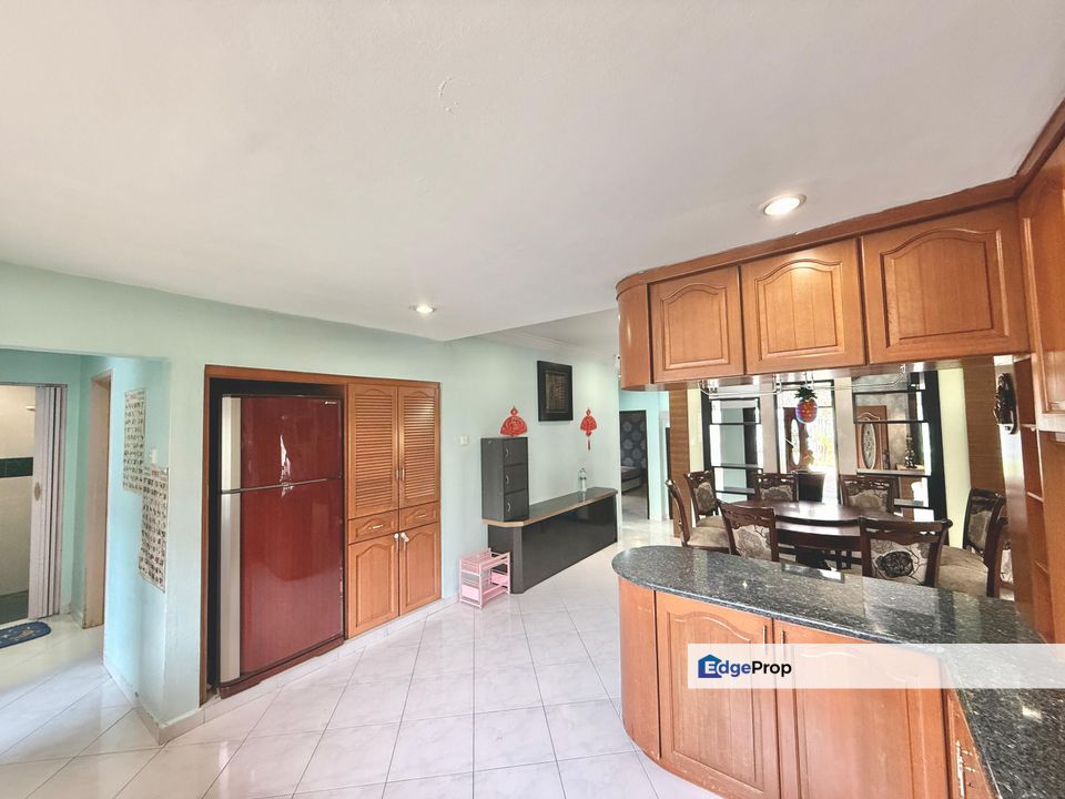 Double Storey Bungalow @ Bukit Rinting, Johor, Masai