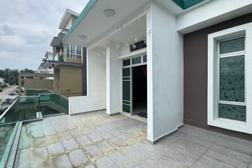 Oleander @ Kempas Utama