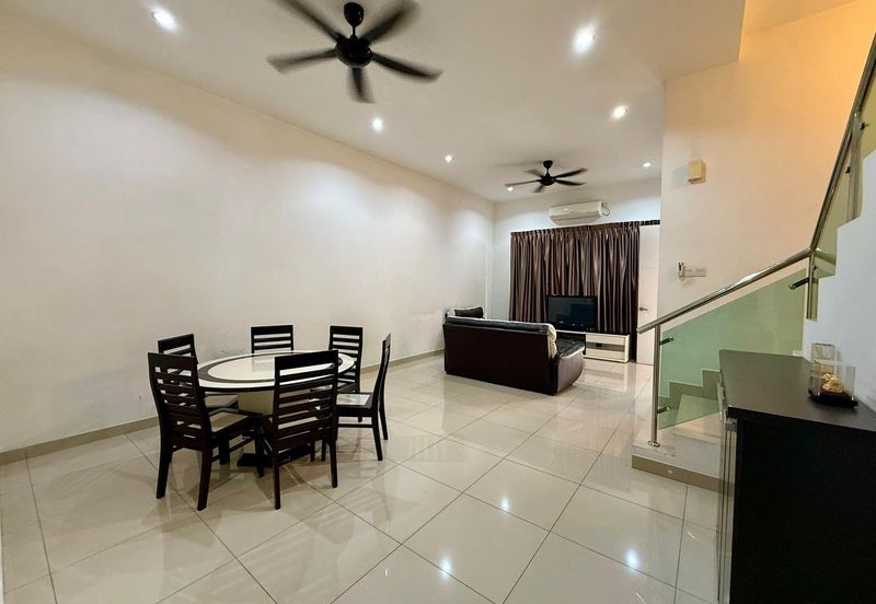 Austin Residence @Taman Mount Austin