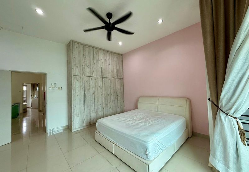 Austin Residence @Taman Mount Austin