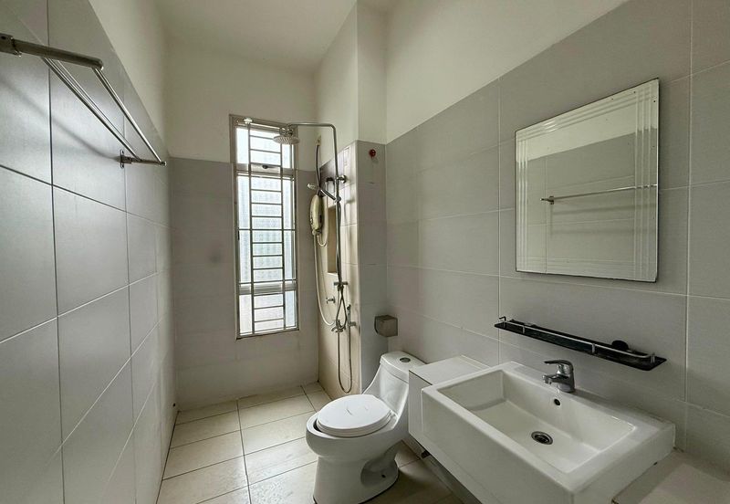 Austin Residence @Taman Mount Austin