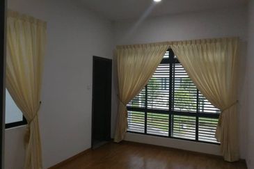 The WaterEdge Residences