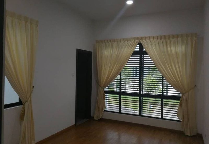 The WaterEdge Residences