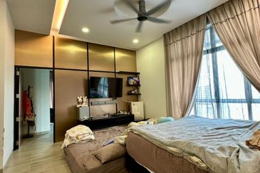 Double Storey Semi-D @ Seri Austin