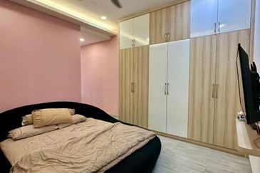 Double Storey Semi-D @ Seri Austin