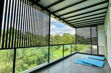 Double Storey Semi-D @ Seri Austin