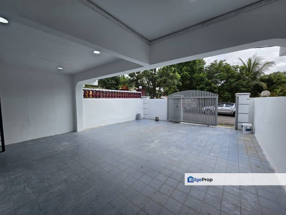 Double Storey Terrace @ Taman Daya, Johor, Johor Bahru