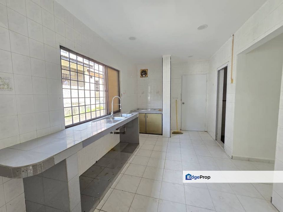 Double Storey Terrace @ Taman Daya, Johor, Johor Bahru