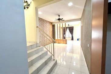 Double Storey Terrace @ Setia Tropika