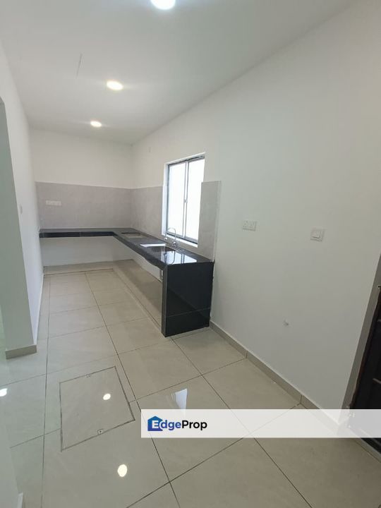 Double Storey Terrace @ Bukit Mewah, Johor, Tampoi