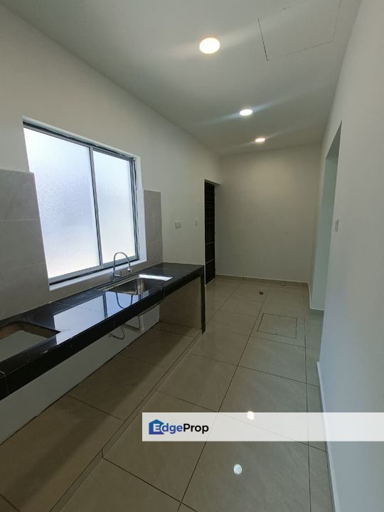 Double Storey Terrace @ Bukit Mewah, Johor, Tampoi