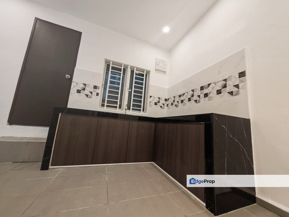 Double Storey Low Cost Endlot @ Puteri Wangsa, Johor, Ulu Tiram