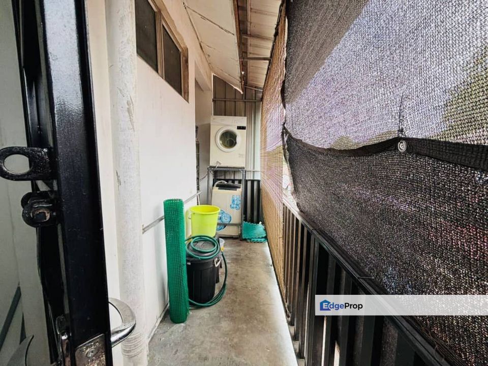 1.5 Storey Terrace @ Taman Kempas, Johor, Johor Bahru