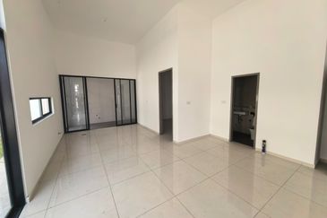 Crest @ Austin Sapphire