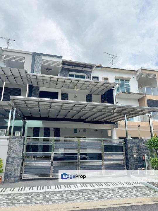 3 Storey Terrace @ Bina Park Seri Alam, Johor, Masai