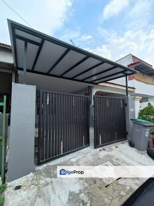 Double Storey Low Cost @ Desa Cemerlang, Johor, Ulu Tiram