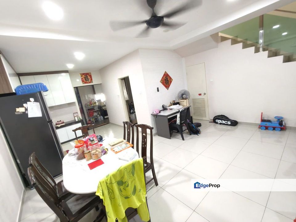 Double Storey Terrace @ Ehsan Jaya, Johor, Johor Bahru