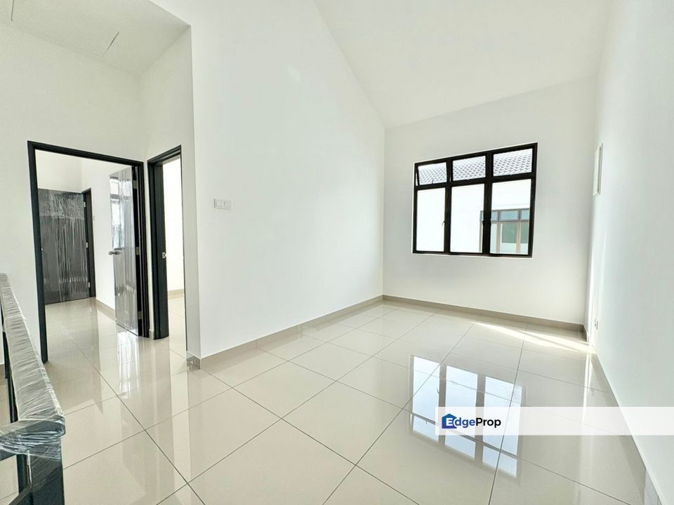 2 Storey Terrace Endlot @ Austin Duta, Johor, Johor Bahru