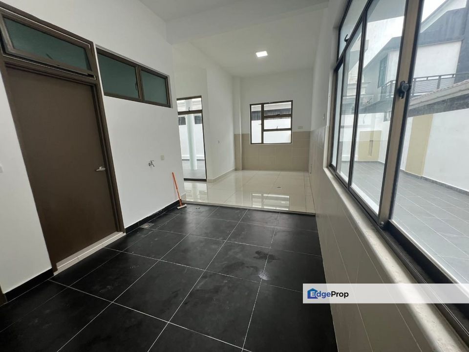 2 Storey Unblocked Bungalow @ Ametrine Seri Austin, Johor, Johor Bahru