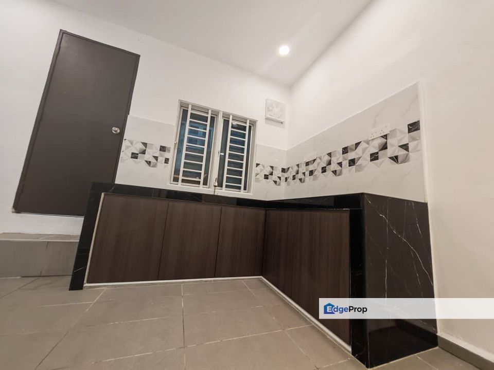 2 Storey Unblocked Low Cost Endlot @ Tiram Jaya, Johor, Ulu Tiram