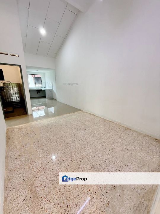 1 Storey Unblocked Terrace Endlot @ Taman Rinting, Johor, Masai