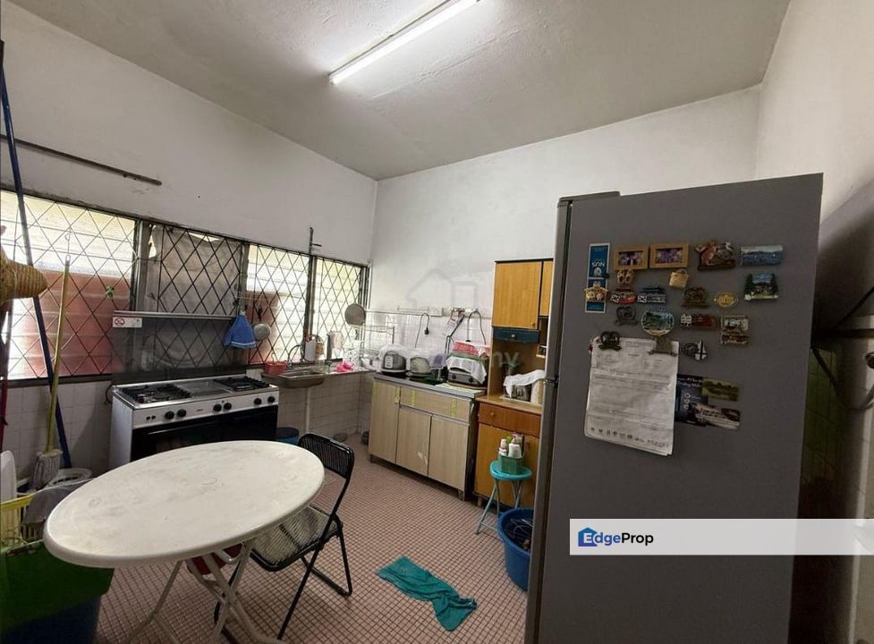 2 Storey Terrace @ Kolam Air, Johor, Johor Bahru