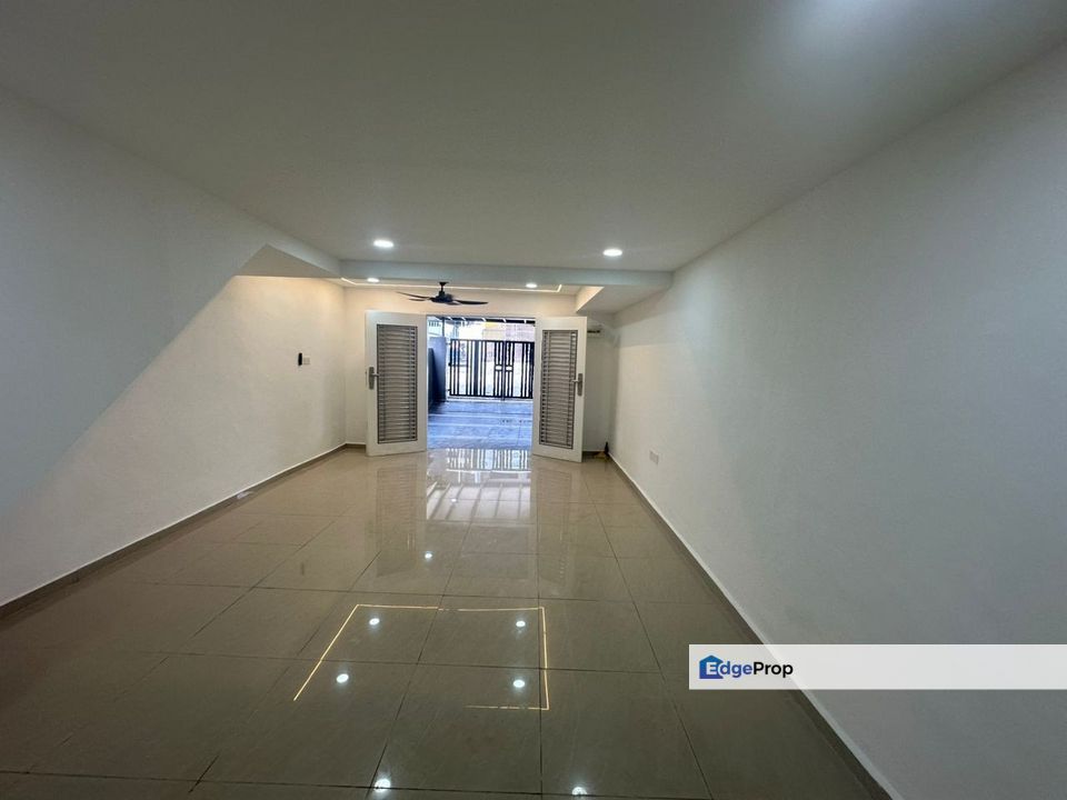 2 Storey Low Cost @ Desa Cemerlang, Johor, Ulu Tiram