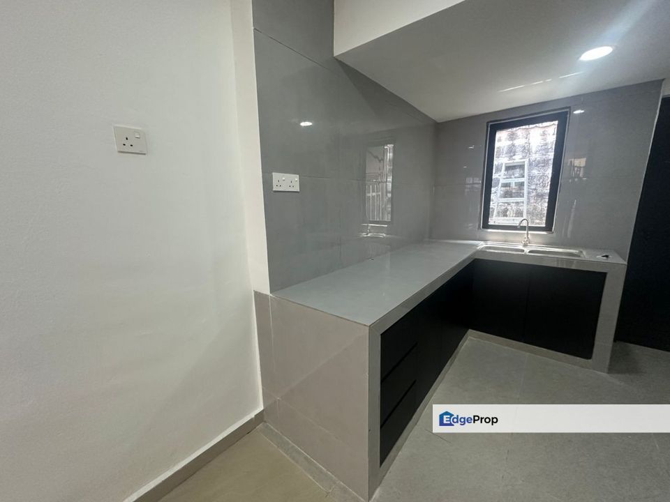 2 Storey Low Cost @ Desa Cemerlang, Johor, Ulu Tiram