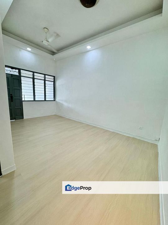 1 Storey Terrace Endlot @ Taman Perling, Johor, Johor Bahru