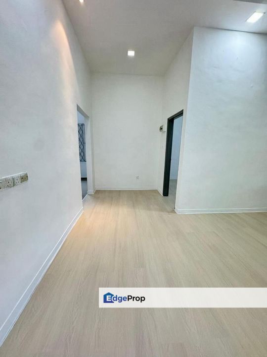 1 Storey Terrace Endlot @ Taman Perling, Johor, Johor Bahru