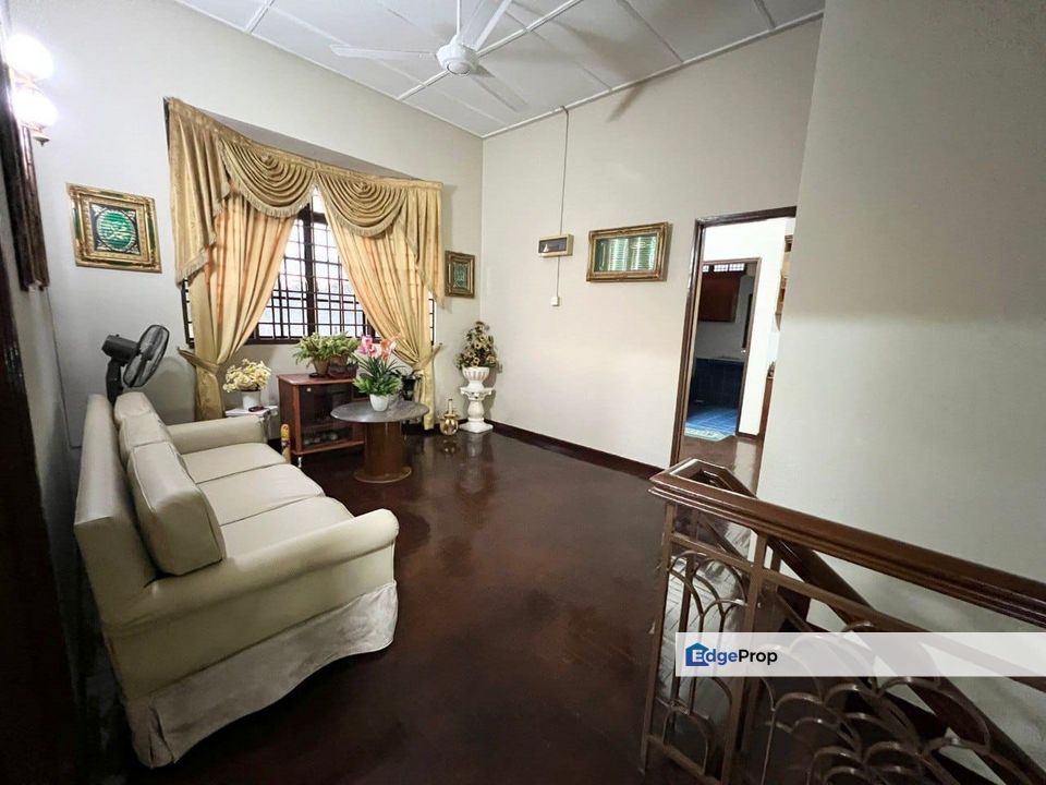 2 Storey Semi-D @ Taman Rinting, Johor, Masai