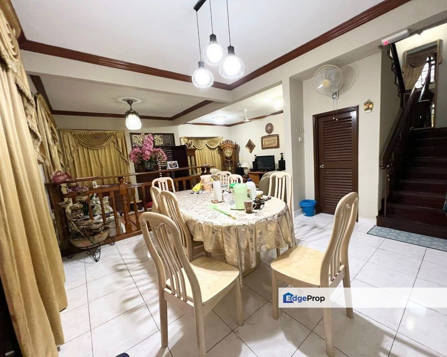 2 Storey Semi-D @ Taman Rinting, Johor, Masai