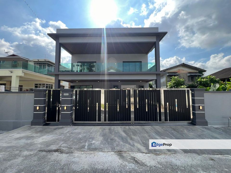 2 Storey Bungalow @ Kebun Teh, Johor, Johor Bahru