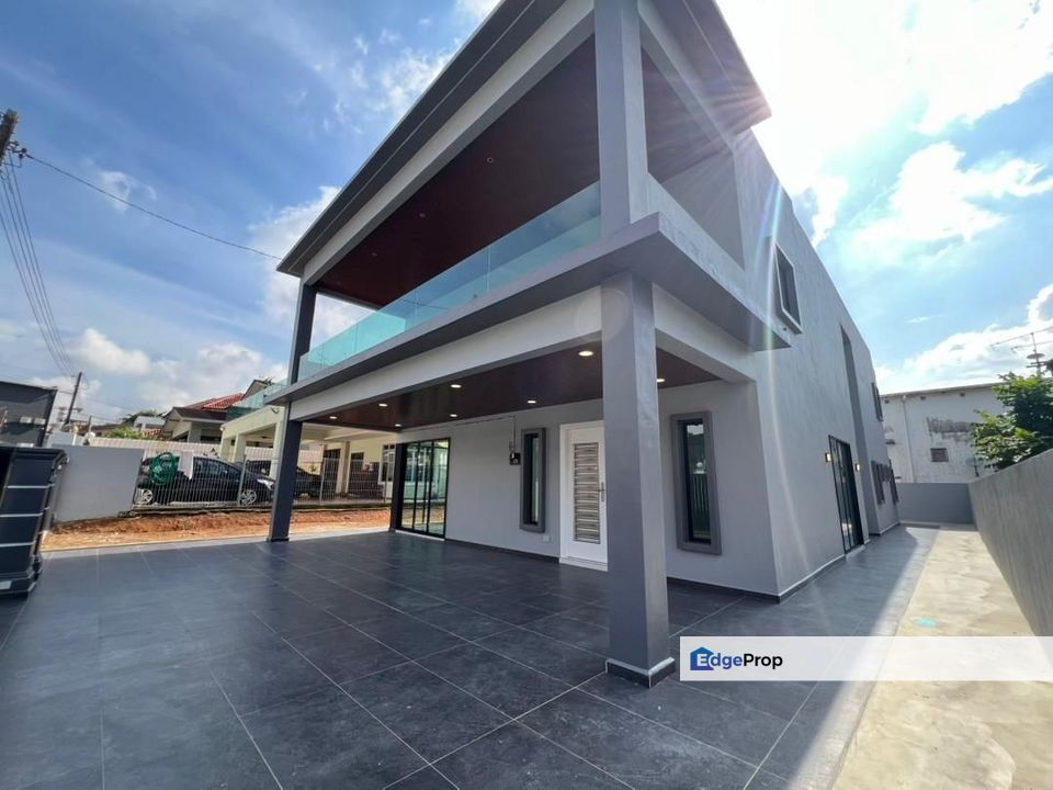 2 Storey Bungalow @ Kebun Teh, Johor, Johor Bahru