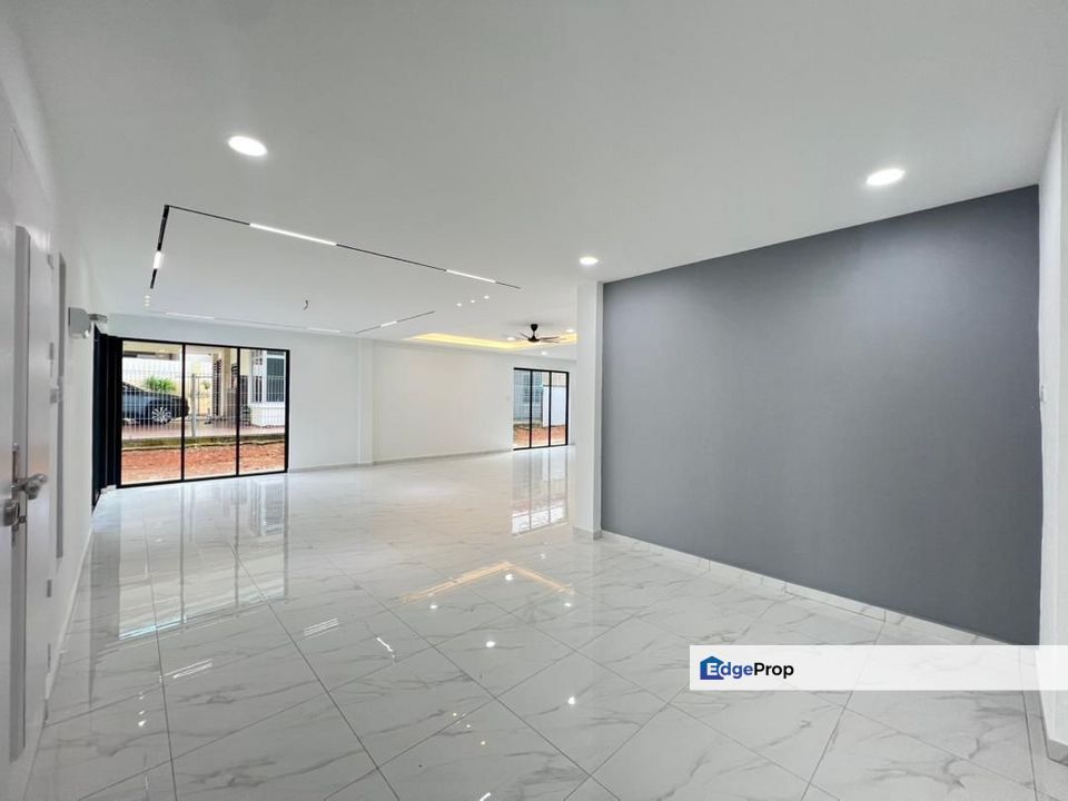 2 Storey Bungalow @ Kebun Teh, Johor, Johor Bahru