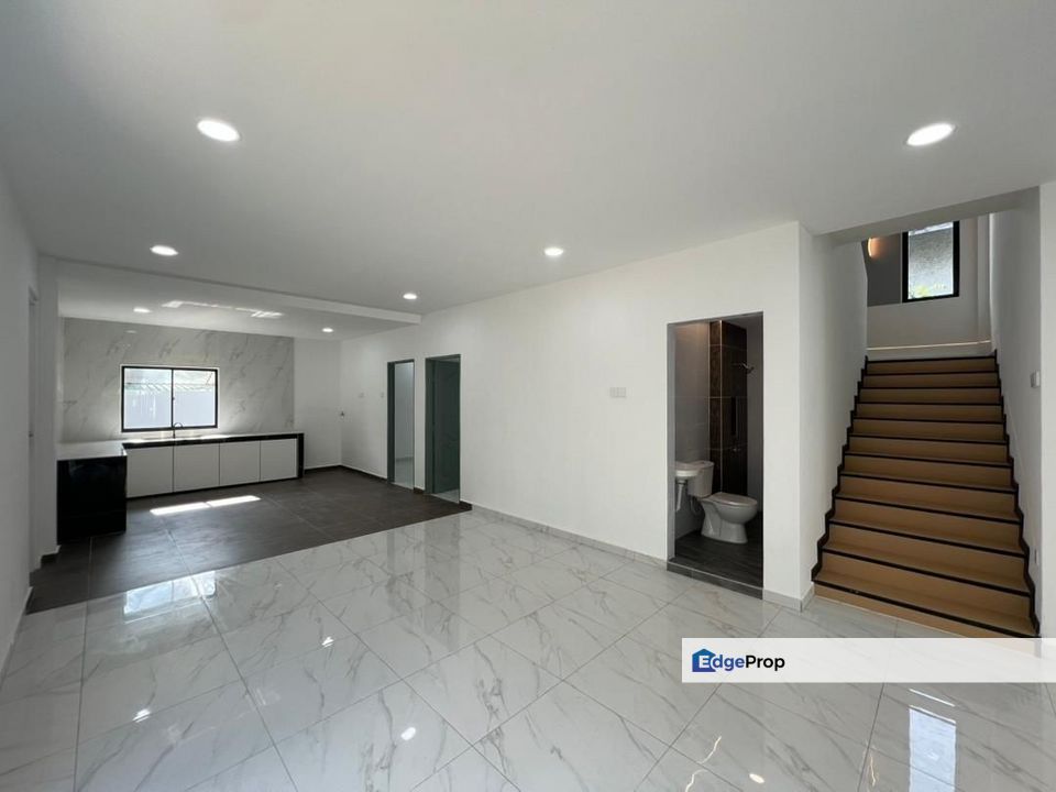 2 Storey Bungalow @ Kebun Teh, Johor, Johor Bahru