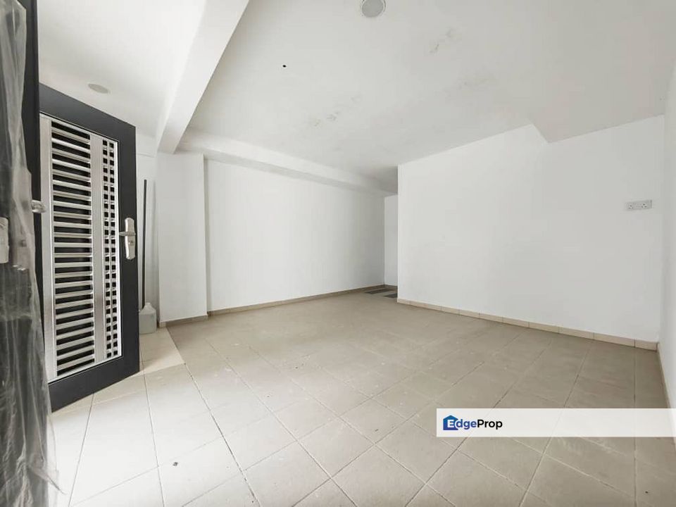 2.5 Storey Terrace @ Maya Height Seri Alam, Johor, Masai