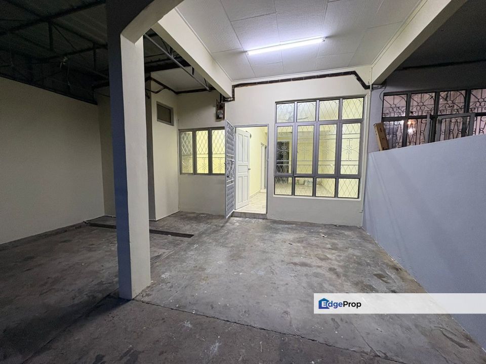 1 Storey Terrace @ Desa Cemerlang, Johor, Ulu Tiram