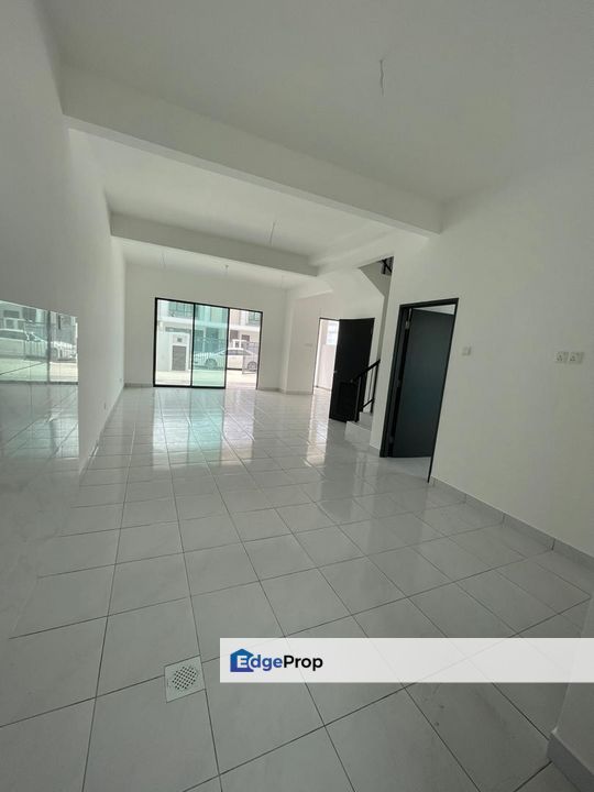 2 Storey Terrace @ Austin Duta, Johor, Johor Bahru