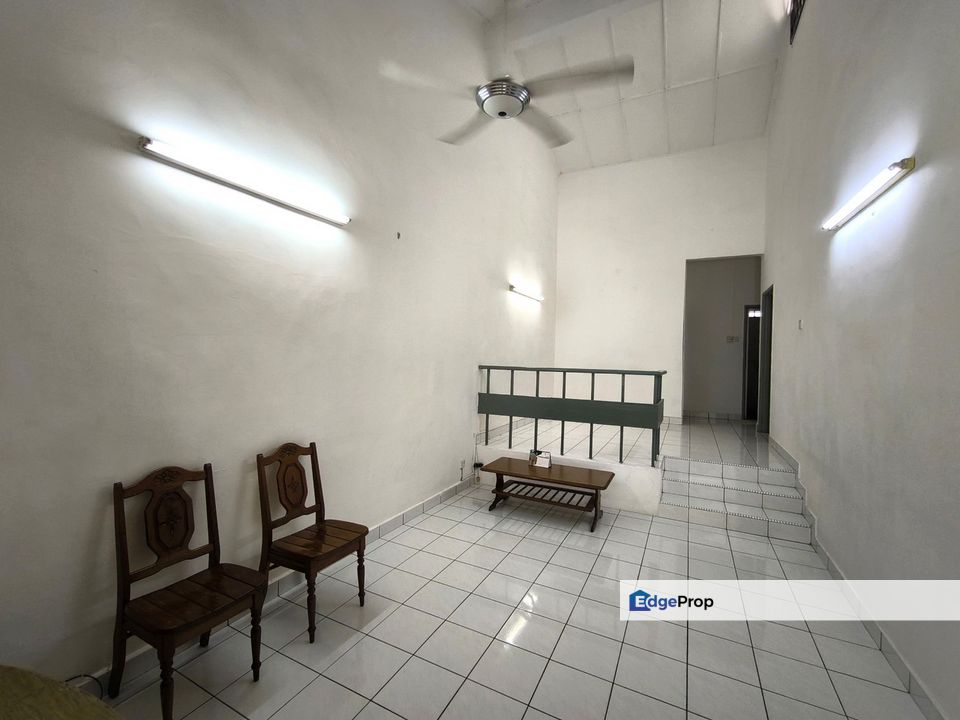 1 Storey End Lot Terrace @ Taman Rinting, Johor, Masai