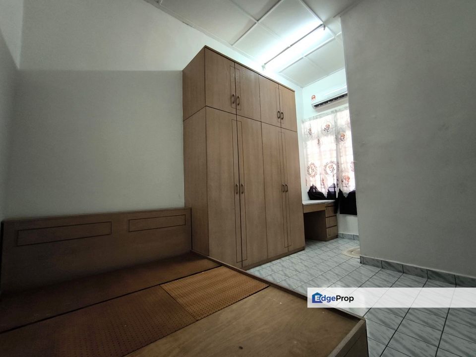 1 Storey End Lot Terrace @ Taman Rinting, Johor, Masai