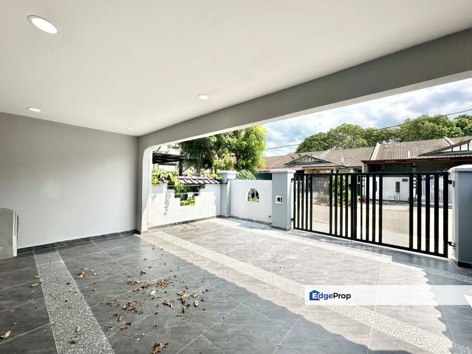 1.5 Storey Terrace @ Taman Rinting, Johor, Masai