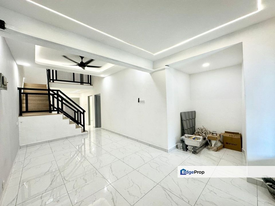 1.5 Storey Terrace @ Taman Rinting, Johor, Masai